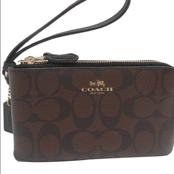 Coach Handbags - ⭐️Weekend Sale⭐️Coach Double Corner Zip Wristlet